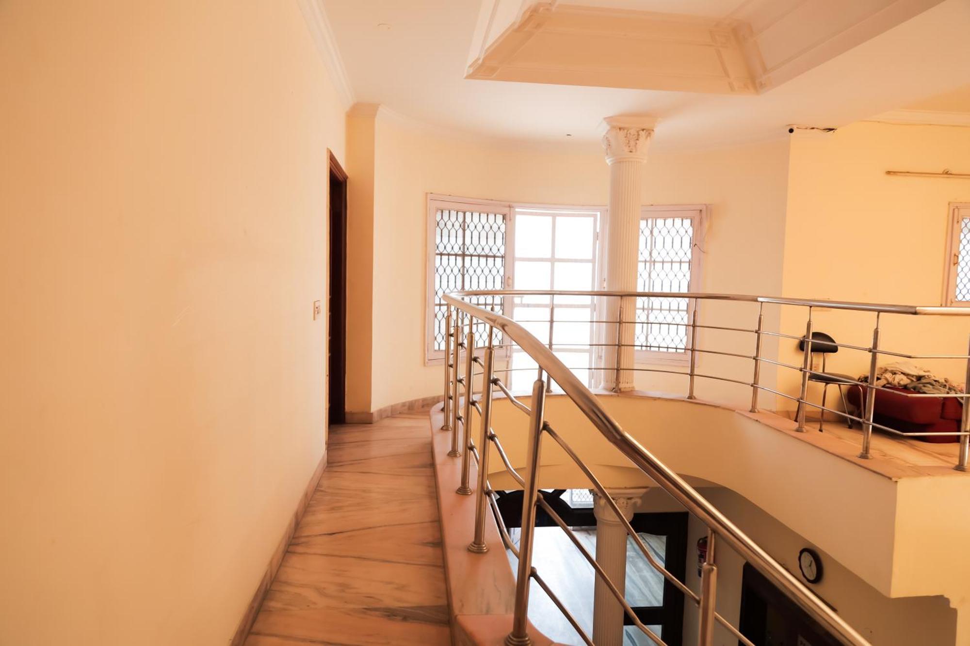 Hotel Green Villa - Near Anand Vihar Station Új-Delhi Kültér fotó
