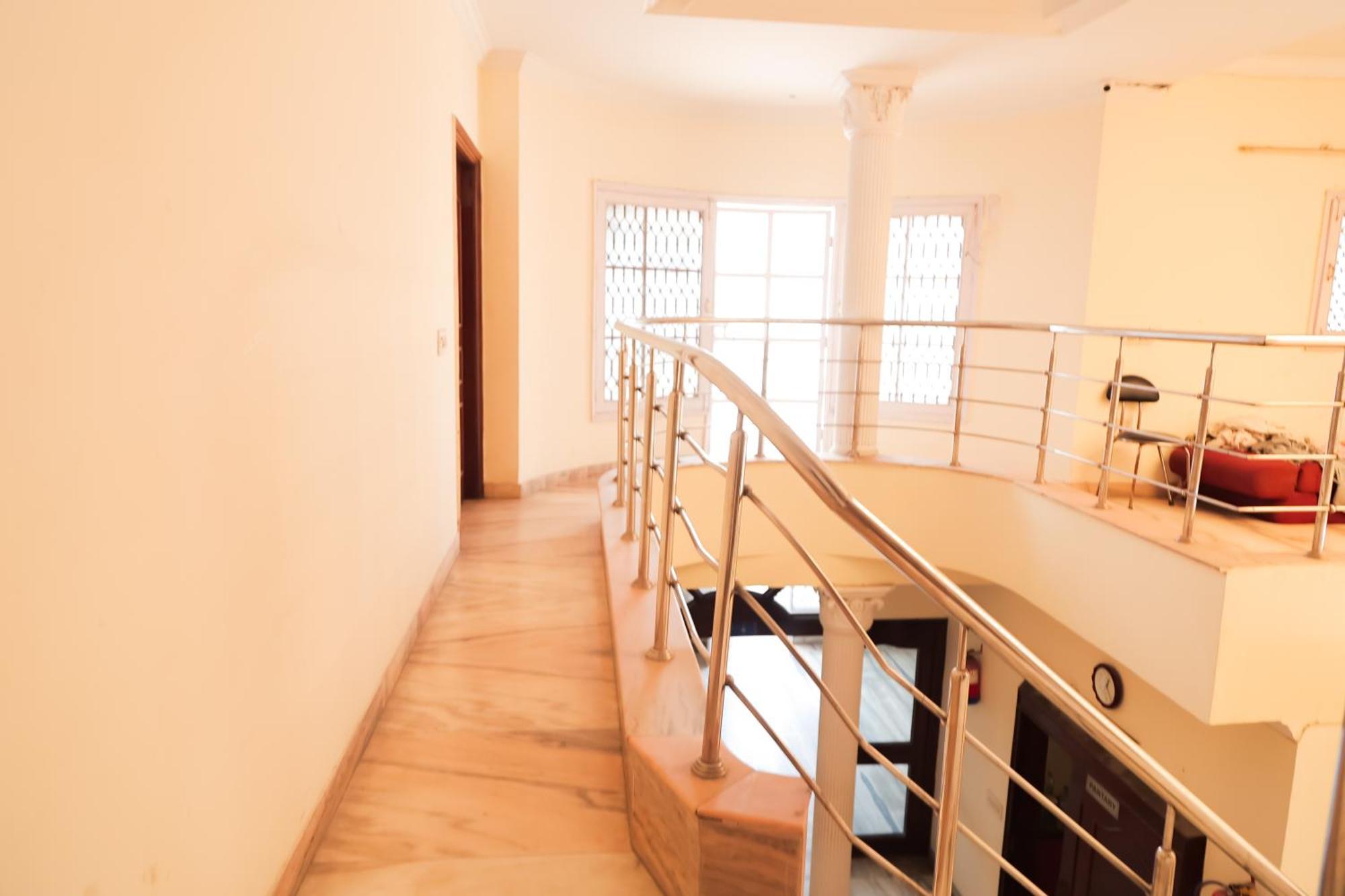 Hotel Green Villa - Near Anand Vihar Station Új-Delhi Kültér fotó