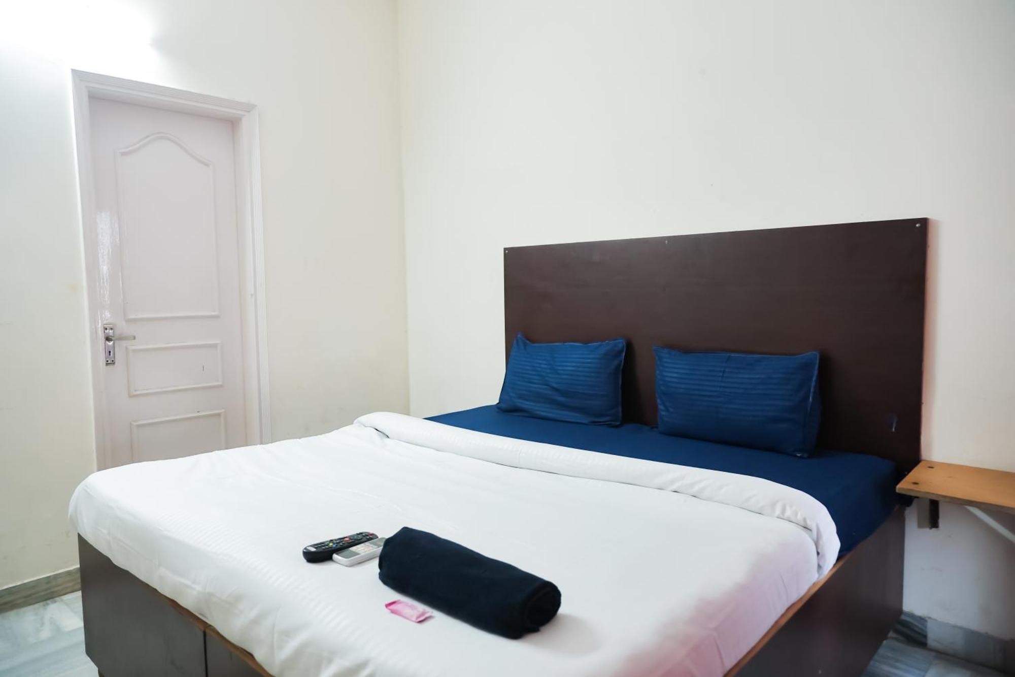 Hotel Green Villa - Near Anand Vihar Station Új-Delhi Kültér fotó