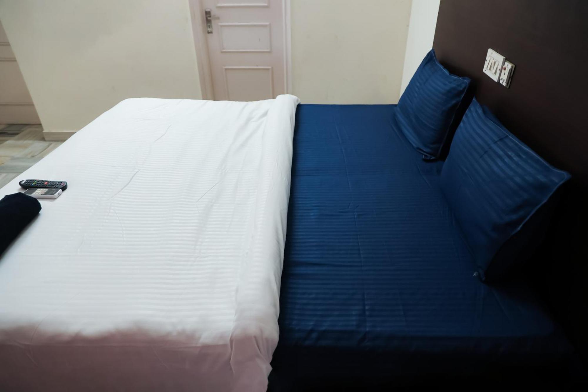 Hotel Green Villa - Near Anand Vihar Station Új-Delhi Kültér fotó
