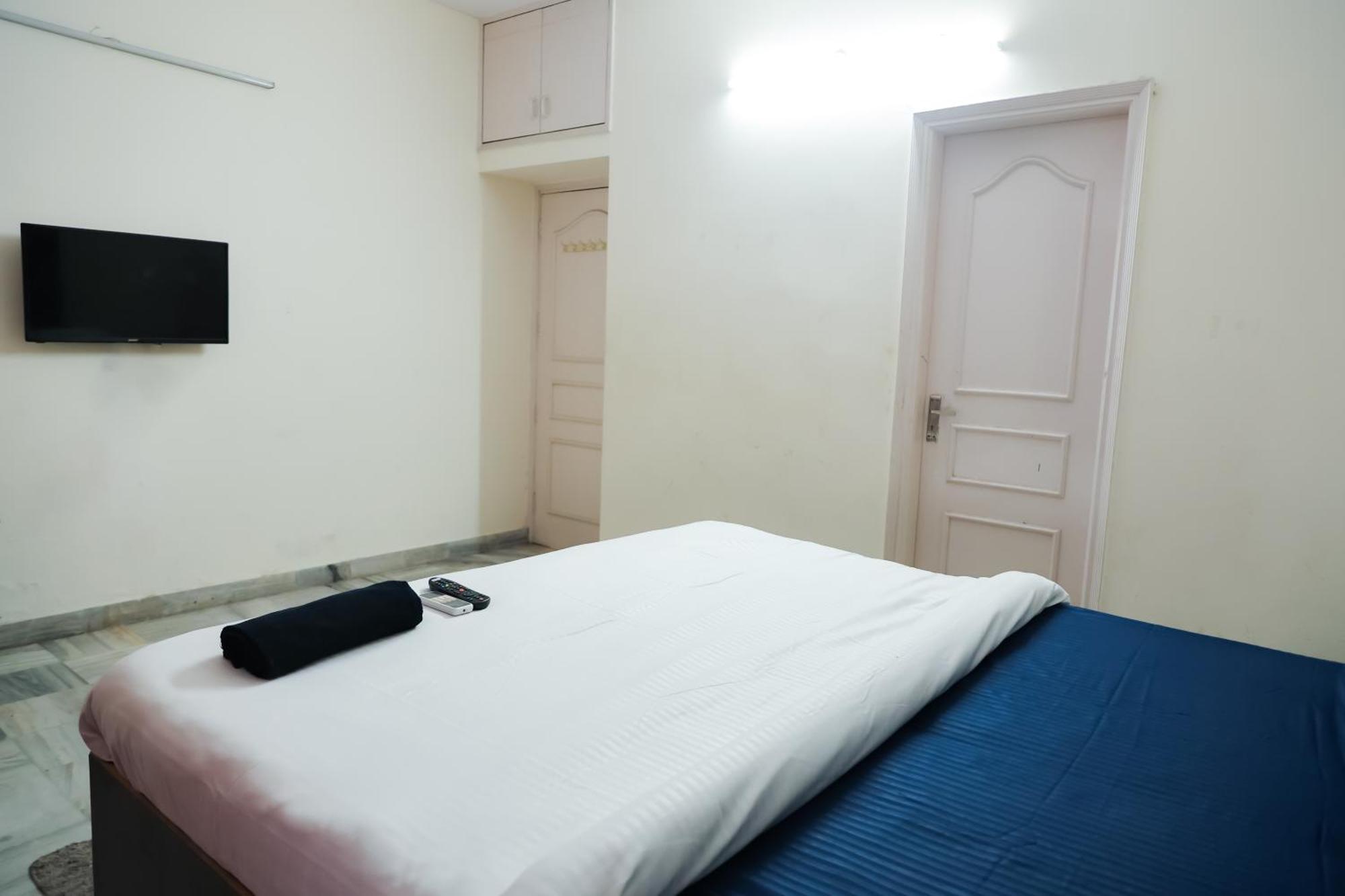 Hotel Green Villa - Near Anand Vihar Station Új-Delhi Kültér fotó